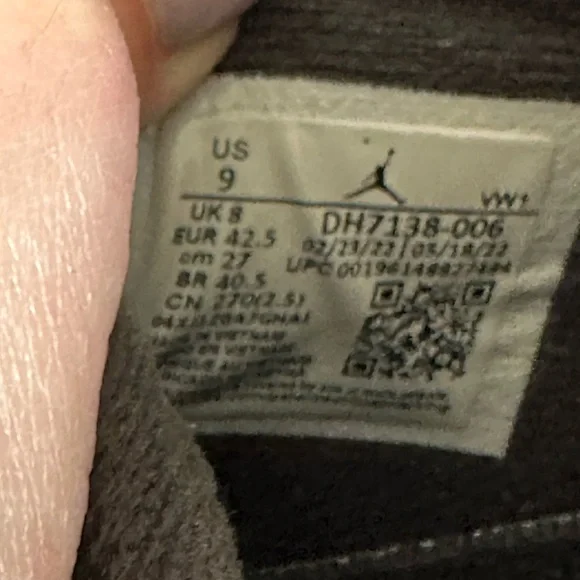 Men’s Jordan 4 Retro SE- Size 9 - Picture 9 of 9